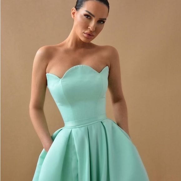 LIASTUBLLA Mint Maxi dress - Picture 2 of 6